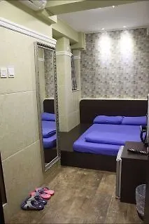 Grand Inn Hong Kong 2*,  China