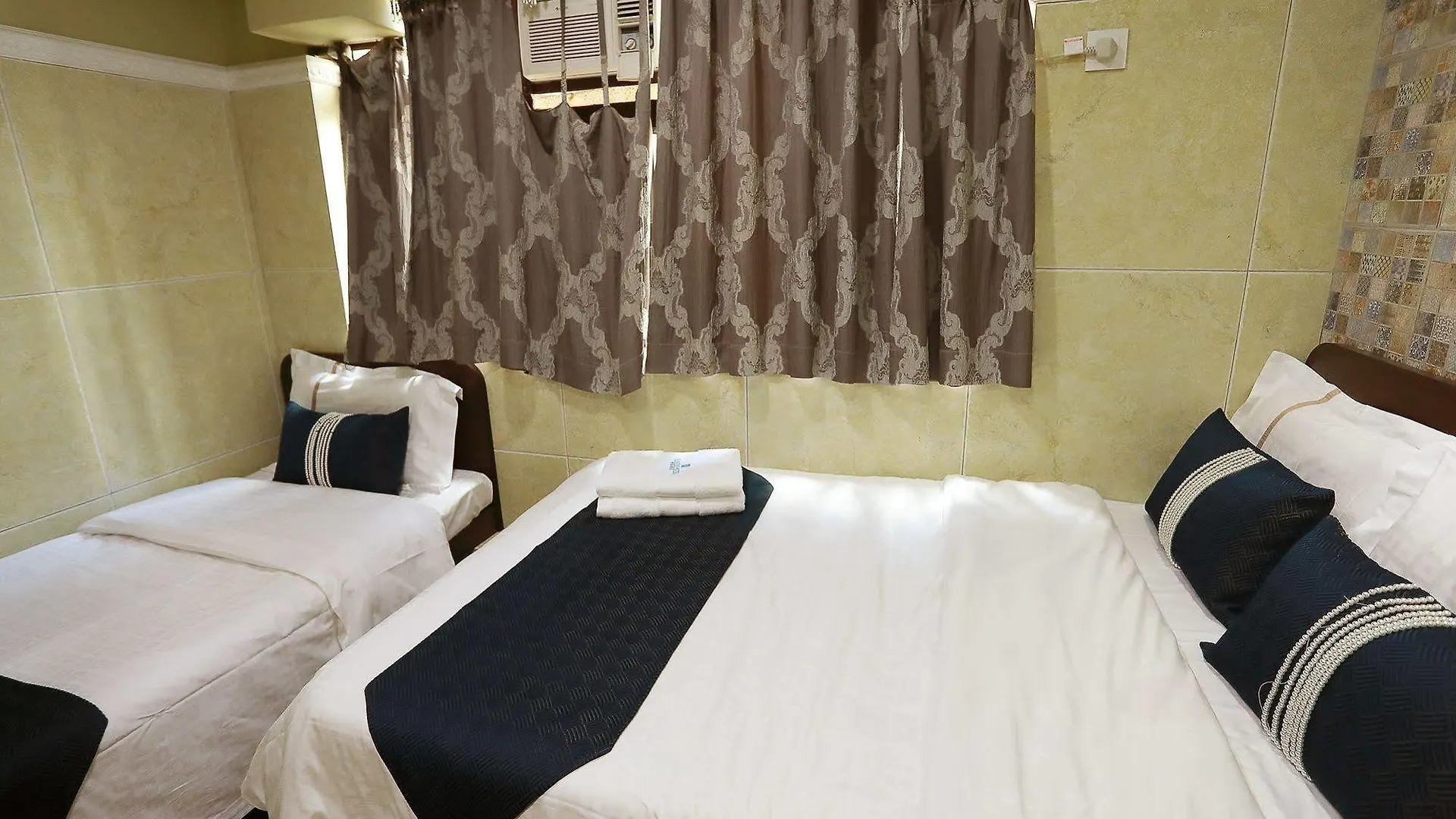 Grand Inn Hong Kong 2*,